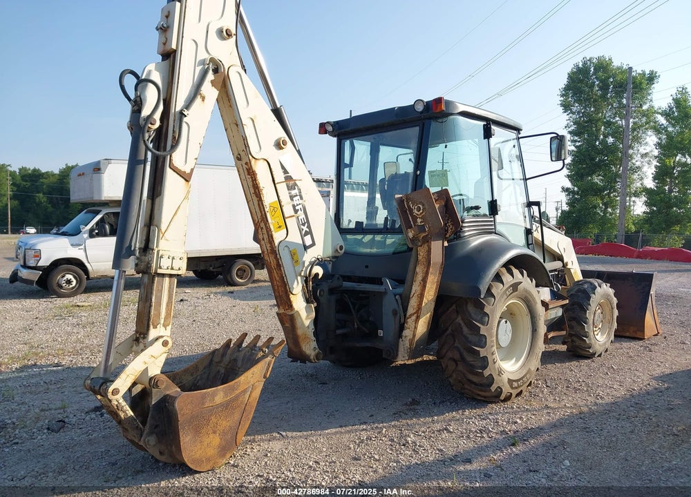 2005 TEREX BACKHOE VIN: 5MFH44TC05BFM5109