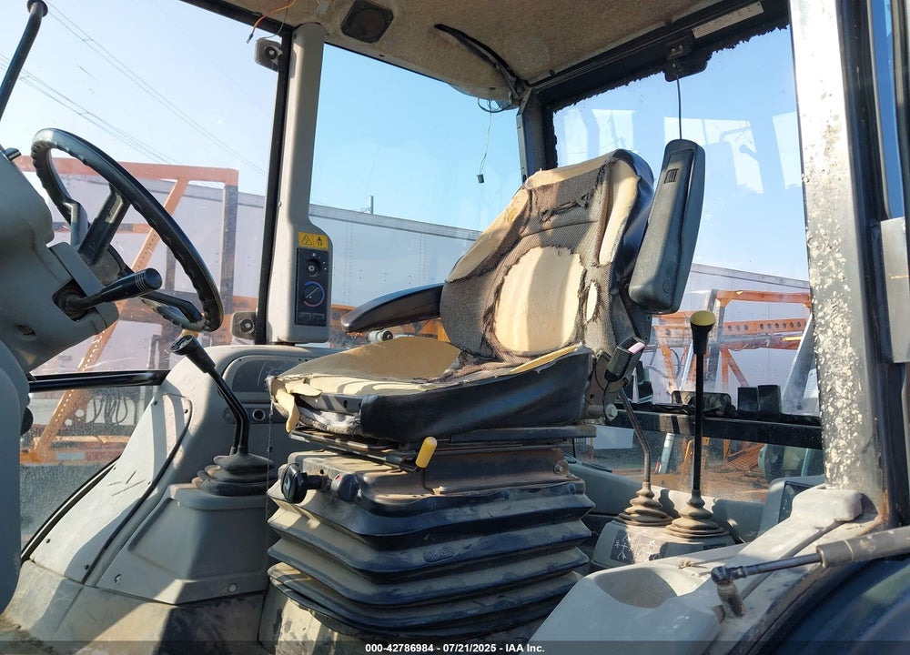 2005 TEREX BACKHOE VIN: 5MFH44TC05BFM5109