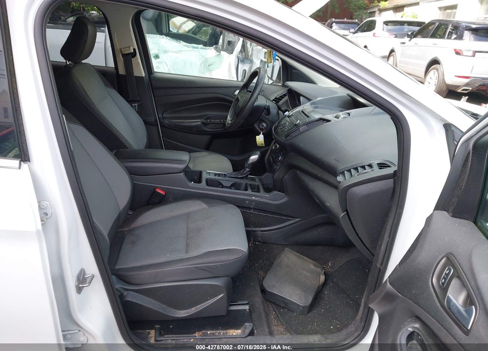 2018 FORD ESCAPE VIN: 1FMCU9GD2JUA05186