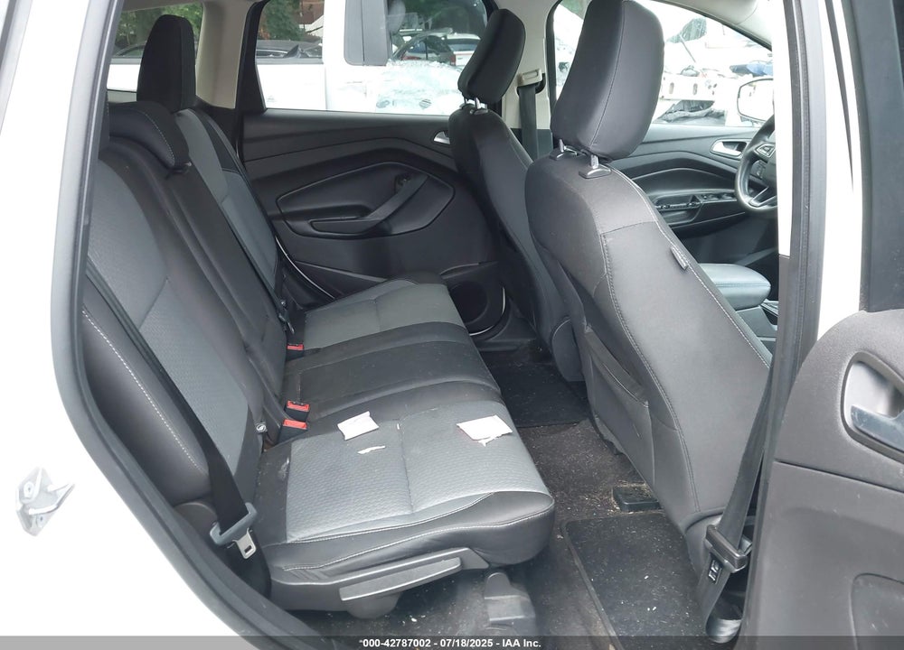 2018 FORD ESCAPE VIN: 1FMCU9GD2JUA05186