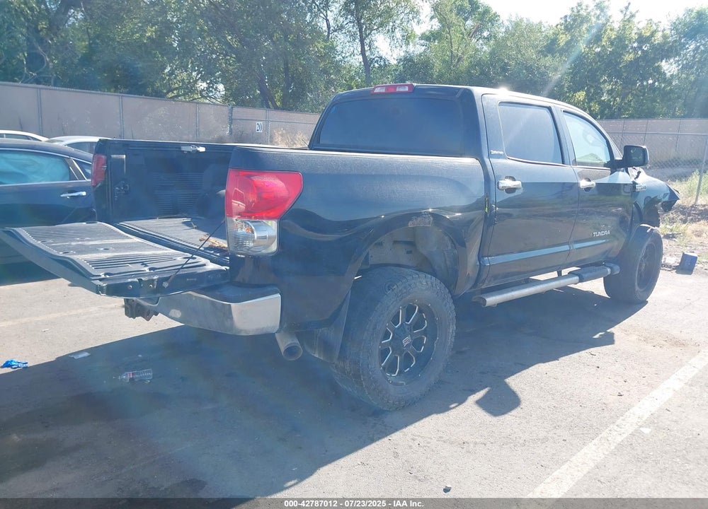 2007 TOYOTA TUNDRA LIMITED 5.7L V8 VIN: 5TBDV581X7S471439