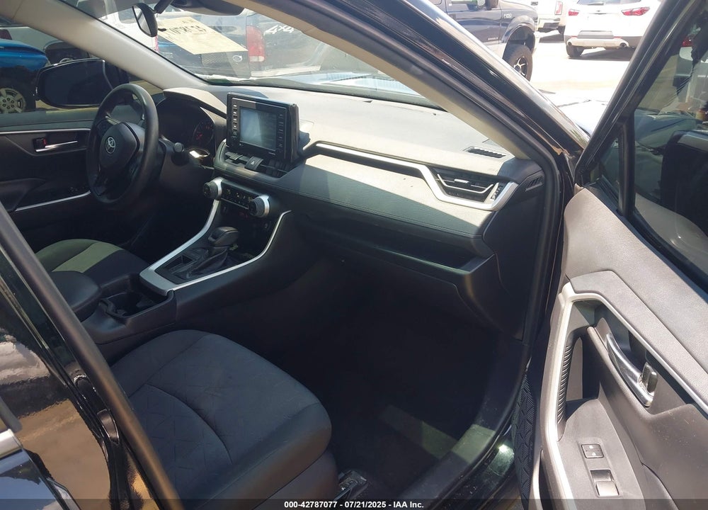 2020 TOYOTA RAV4 VIN: 2T3W1RFV2LC057946