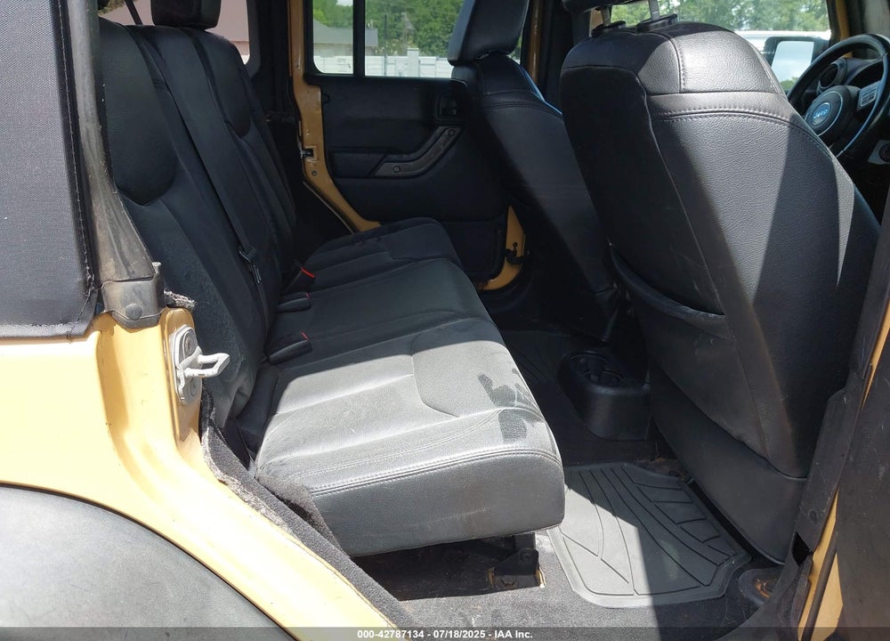 2013 JEEP WRANGLER / VIN: 1C4BJWDG4DL662586