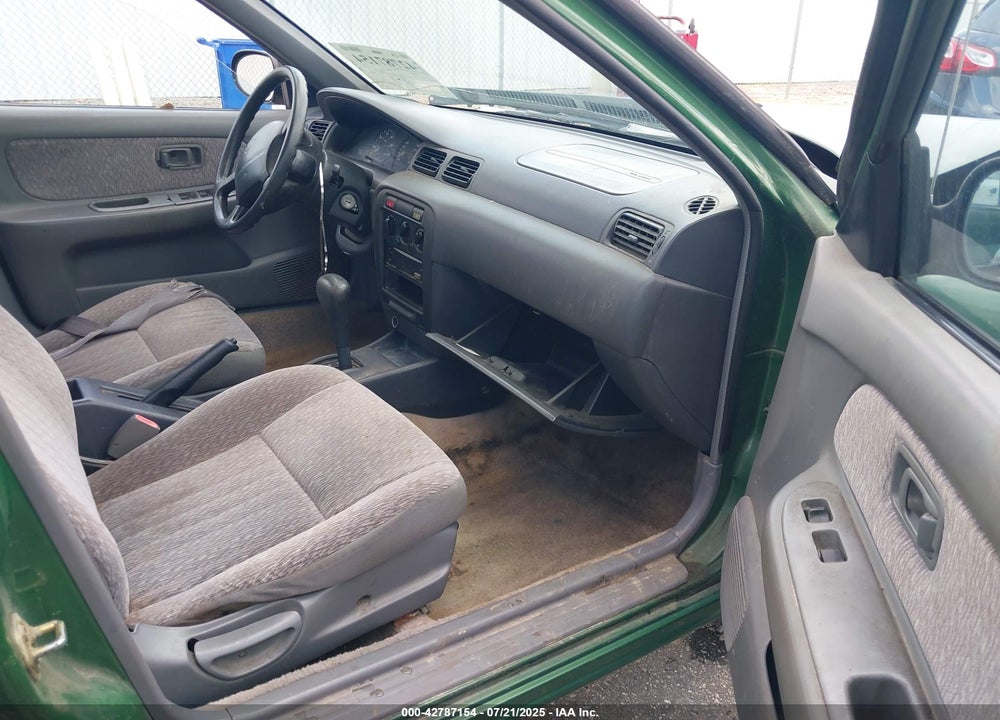 1998 NISSAN SENTRA GXE/XE VIN: 3N1AB41D4WL064404