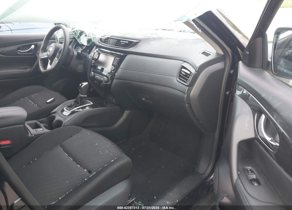 2019 NISSAN ROGUE VIN: KNMAT2MV1KP551562
