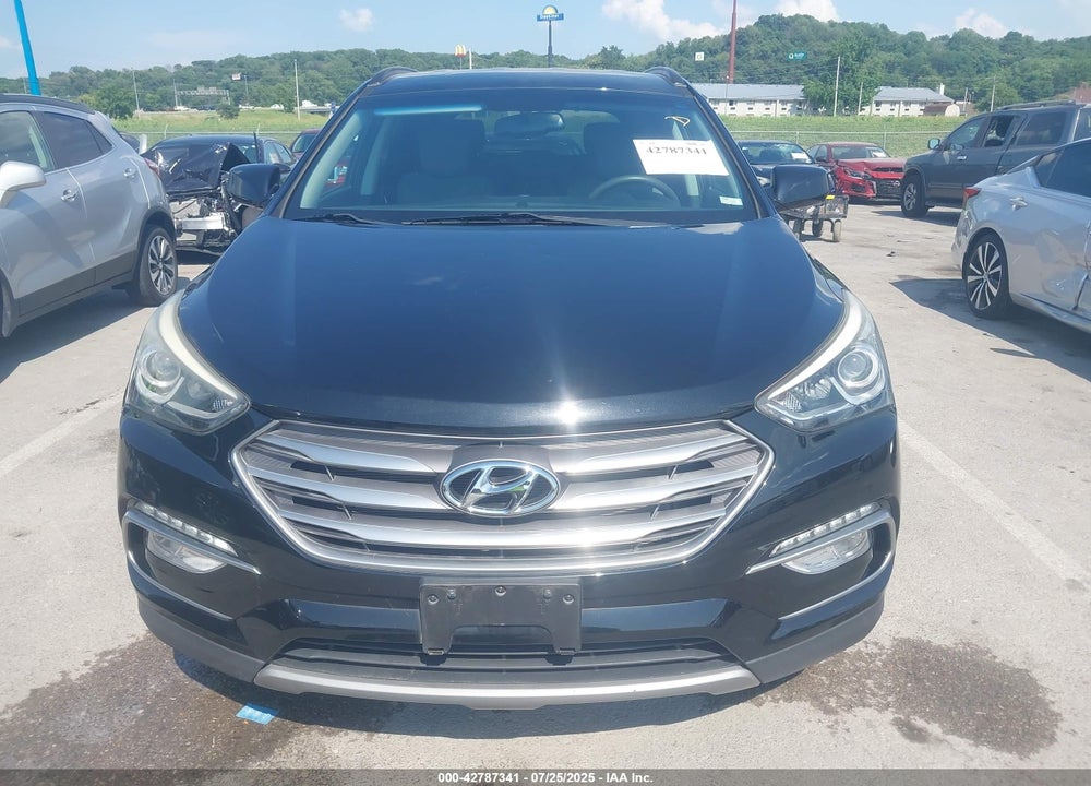2017 HYUNDAI SANTA FE VIN: 5XYZU3LB8HG423487