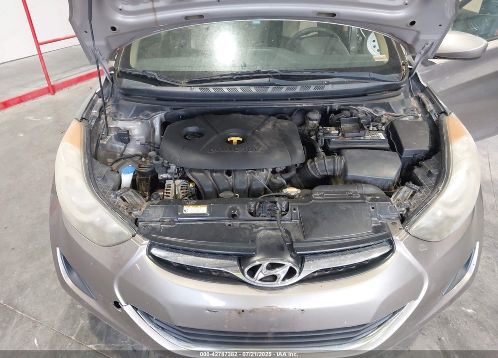 2011 HYUNDAI ELANTRA VIN: 5NPDH4AE8BH022183