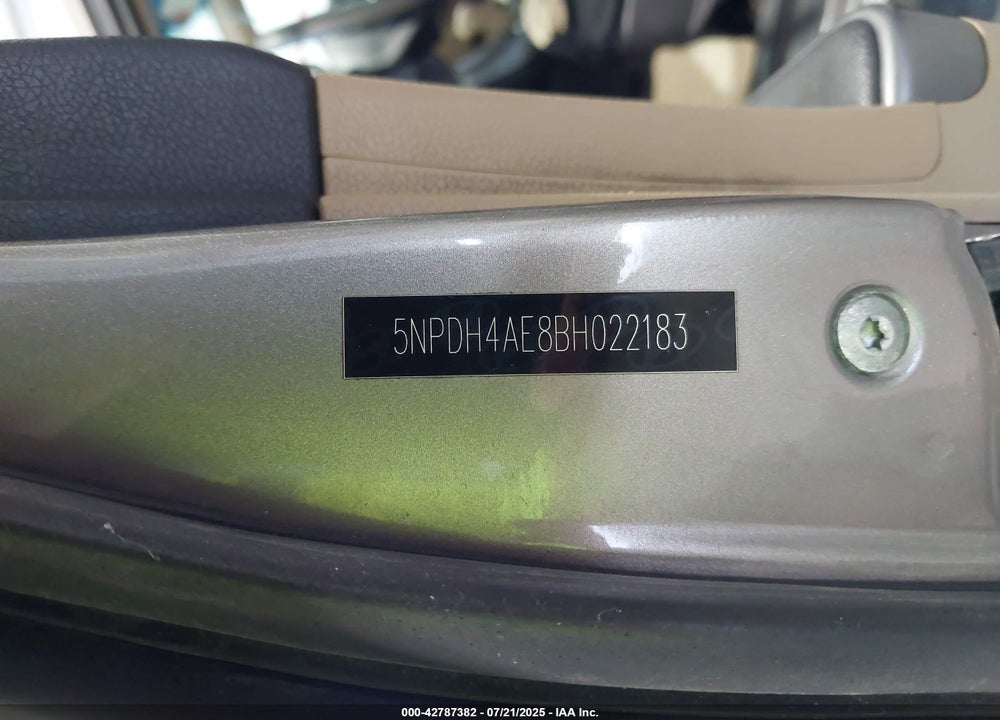 2011 HYUNDAI ELANTRA VIN: 5NPDH4AE8BH022183