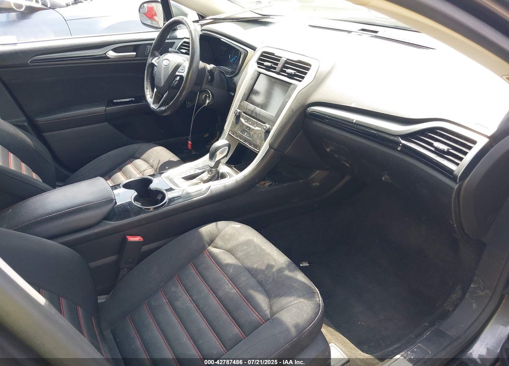 2015 FORD FUSION SE VIN: 3FA6P0HD6FR234302