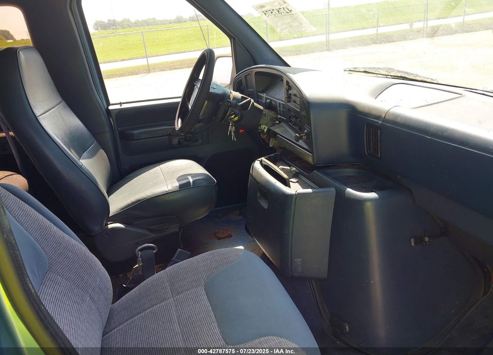1993 FORD ECONOLINE E150 VIN: 1FMEE11H4PHA09244