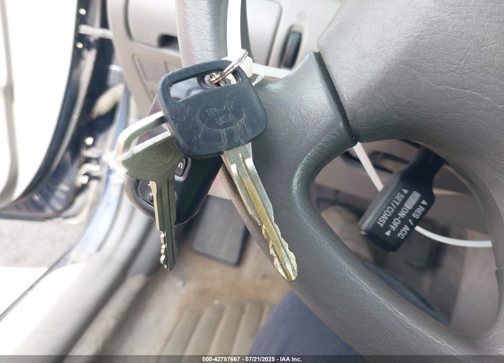 2004 TOYOTA CAMRY VIN: 4T1BE32K84U273384