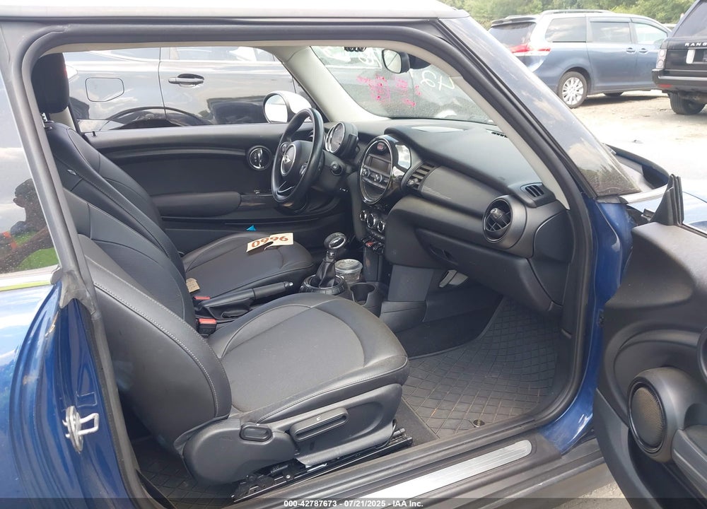 2015 MINI COOPER VIN: WMWXM5C52F3A60702