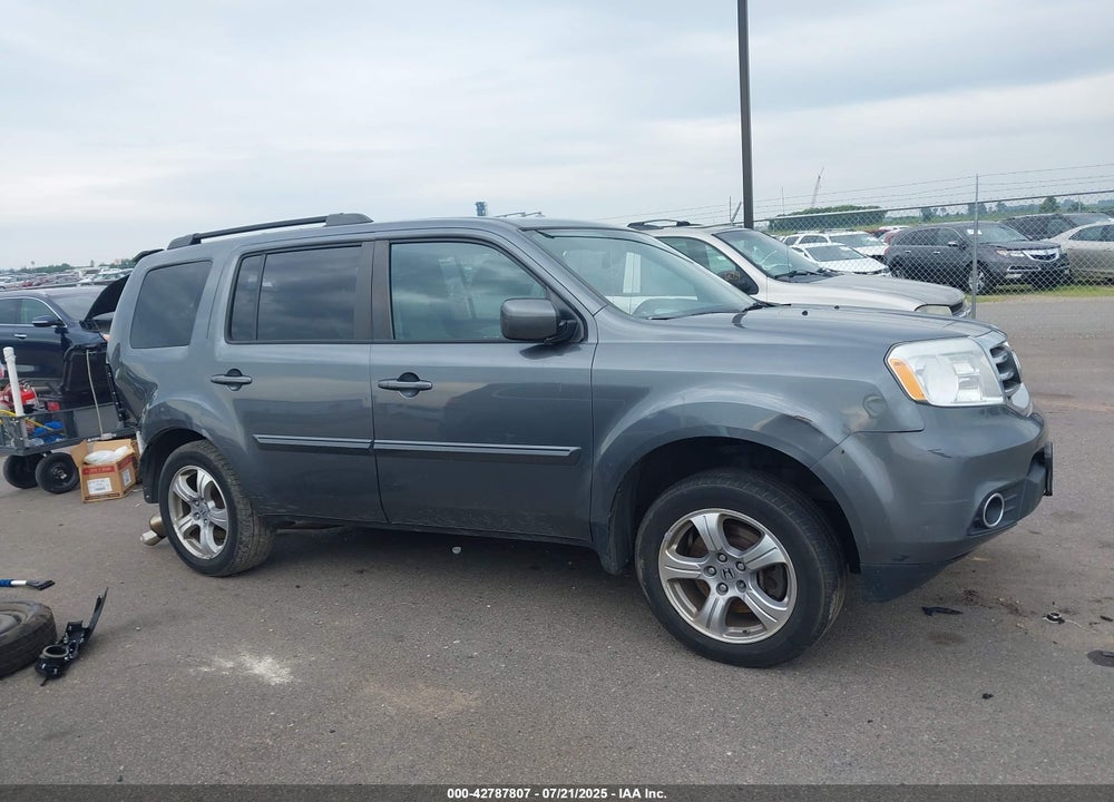 2013 HONDA PILOT VIN: 5FNYF4H62DB017987