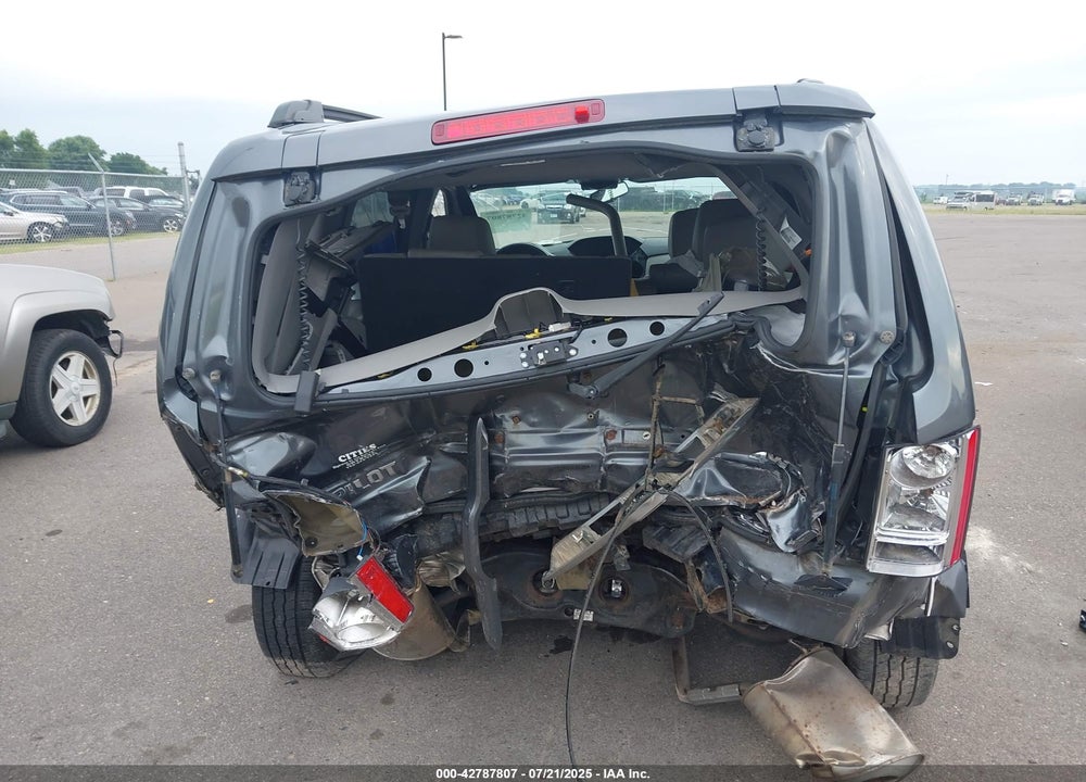 2013 HONDA PILOT VIN: 5FNYF4H62DB017987