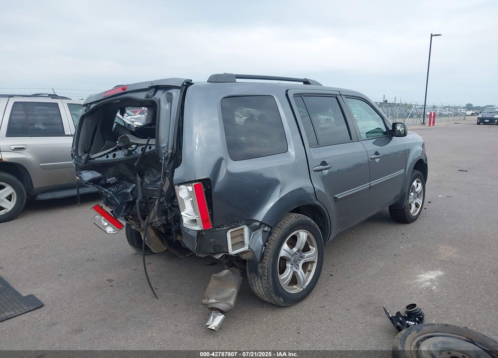 2013 HONDA PILOT VIN: 5FNYF4H62DB017987