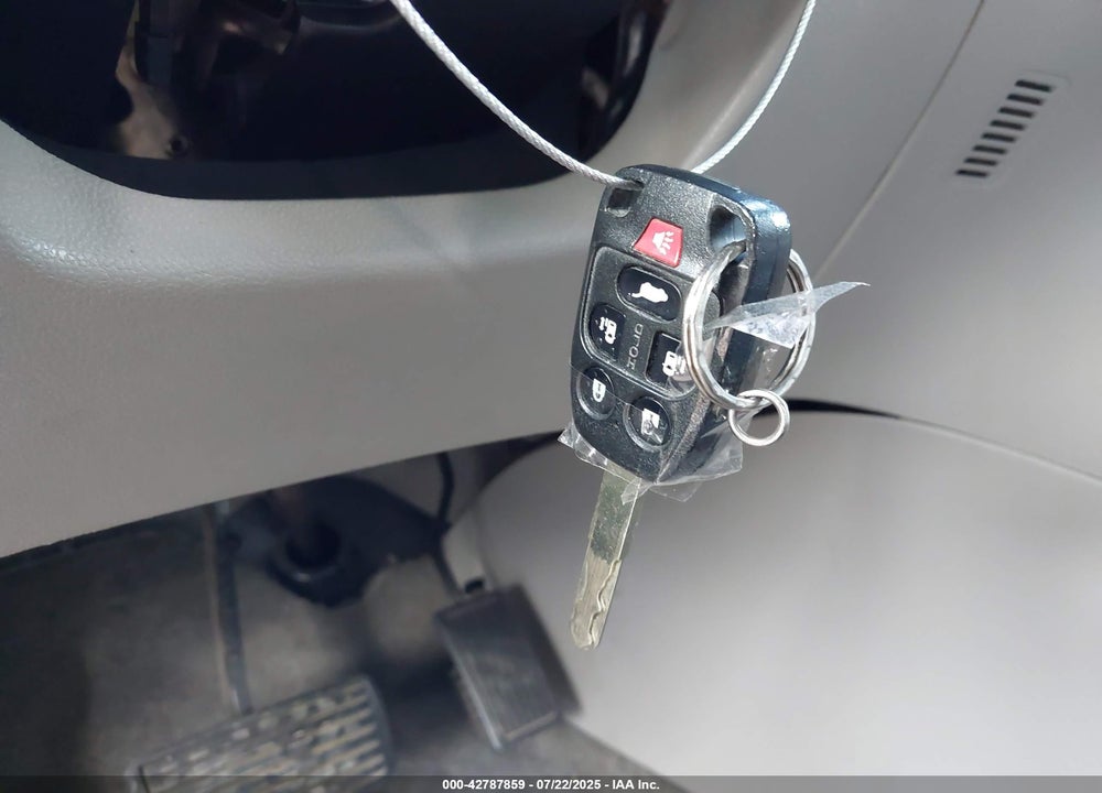 2011 HONDA ODYSSEY EX-L VIN: 5FNRL5H68BB103322
