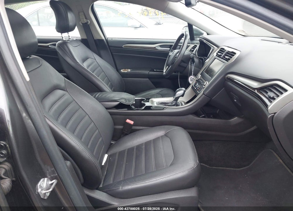 2016 FORD FUSION VIN: 3FA6P0HD9GR130680