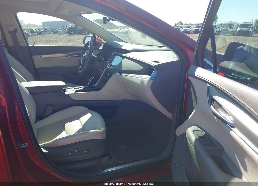2021 CADILLAC XT5 AWD PREMIUM LUXURY VIN: 1GYKNDR41MZ122028
