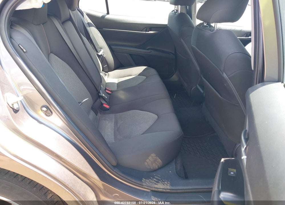 2018 TOYOTA CAMRY VIN: 4T1B11HK3JU645801