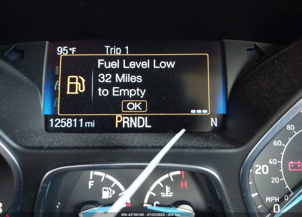 2015 FORD FOCUS VIN: 1FADP3K28FL235515