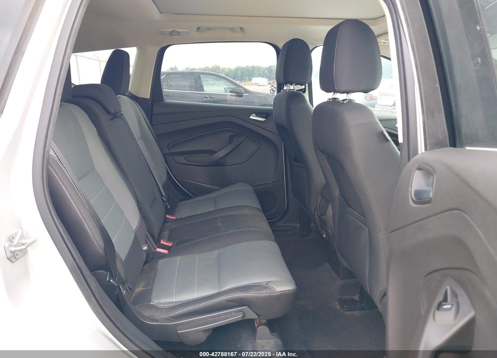 2016 FORD ESCAPE VIN: 1FMCU0G98GUC13170