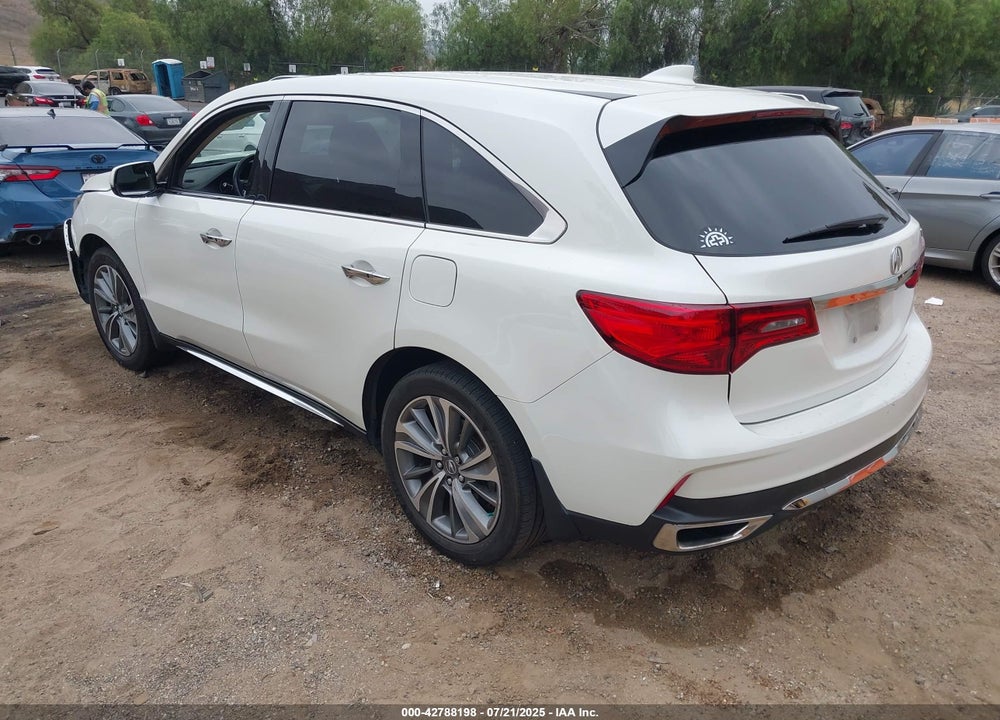 2017 ACURA MDX VIN: 5FRYD3H50HB008717