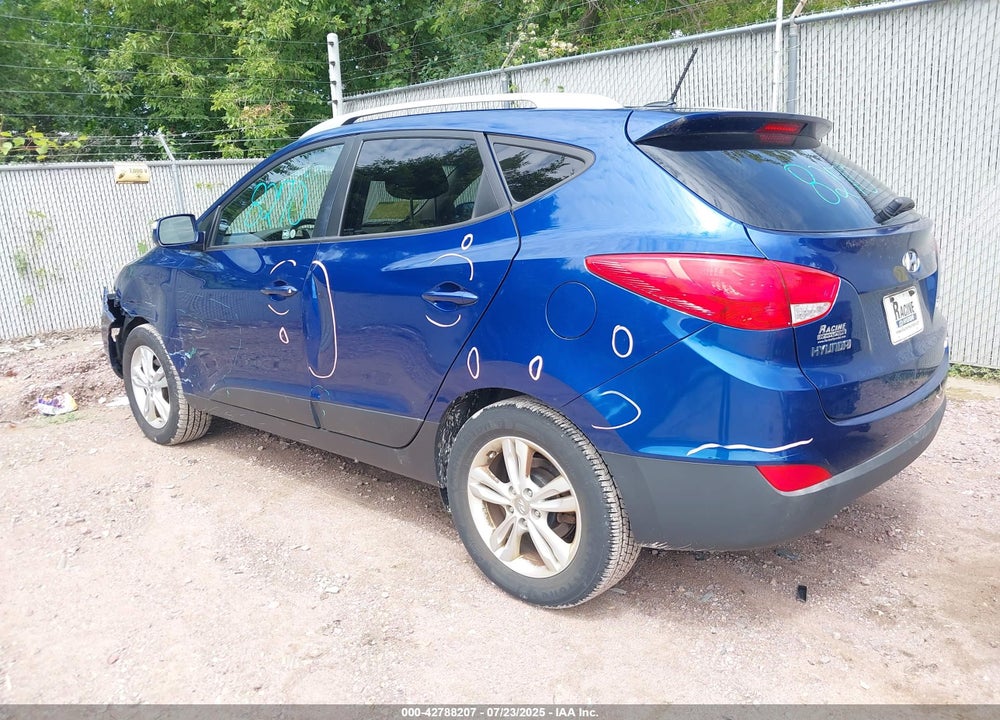 2013 HYUNDAI TUCSON VIN: KM8JUCAC9DU758559