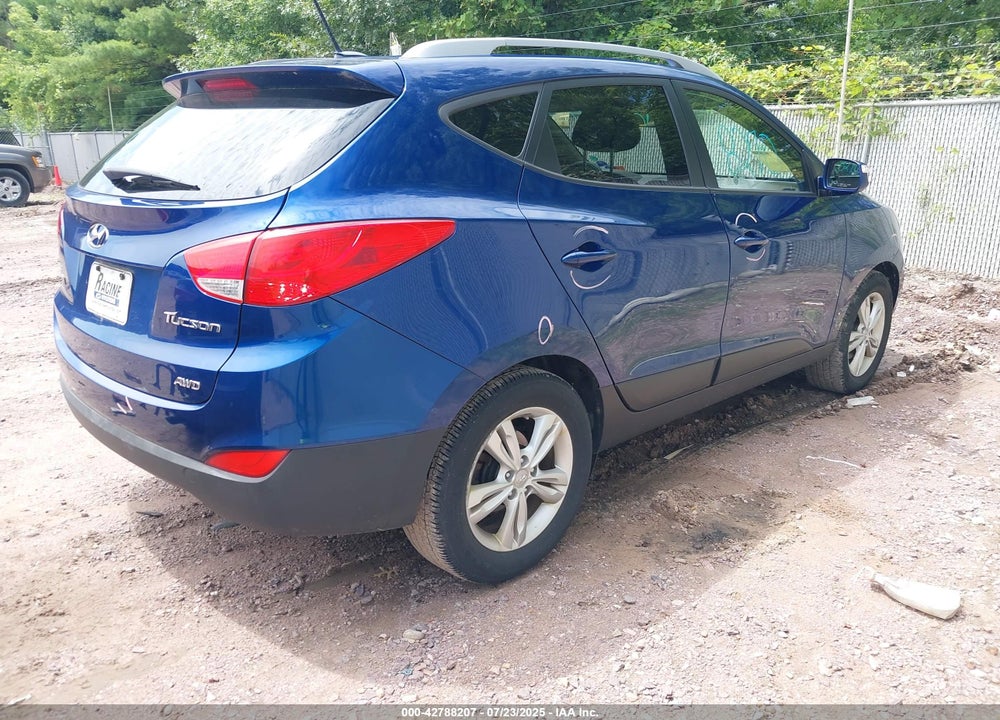 2013 HYUNDAI TUCSON VIN: KM8JUCAC9DU758559