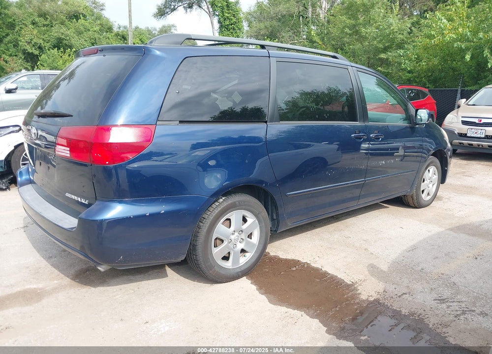 2005 TOYOTA SIENNA XLE VIN: 5TDZA22CX5S257985