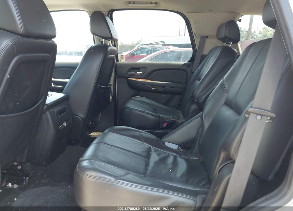 2008 CHEVROLET TAHOE LTZ VIN: 1GNFC13028R229605