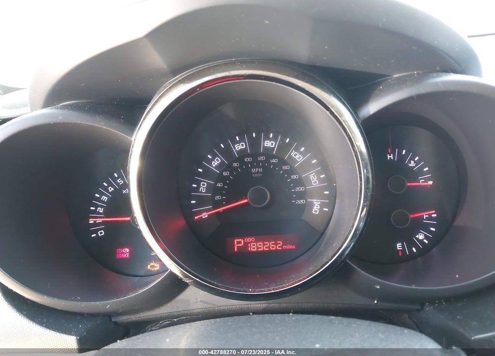 2011 KIA SOUL VIN: KNDJT2A27B7198495