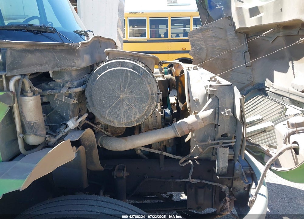 2002 INTERNATIONAL 4000 4300 VIN: 1HTMMAAL32H522486