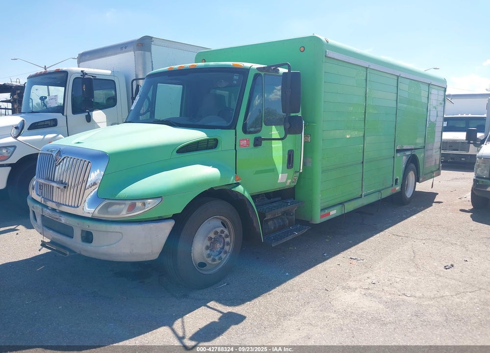 2002 INTERNATIONAL 4000 4300 VIN: 1HTMMAAL32H522486