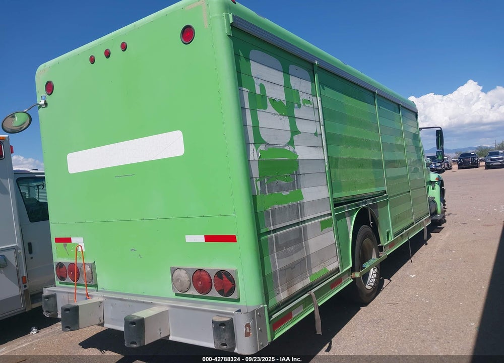 2002 INTERNATIONAL 4000 4300 VIN: 1HTMMAAL32H522486
