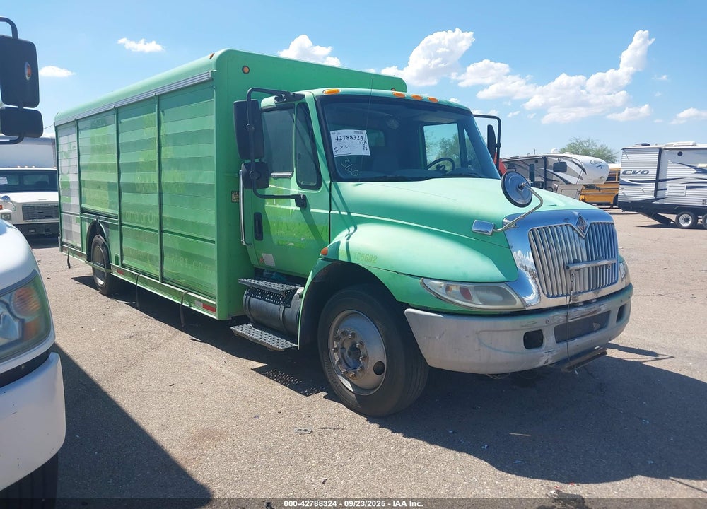 2002 INTERNATIONAL 4000 4300 VIN: 1HTMMAAL32H522486