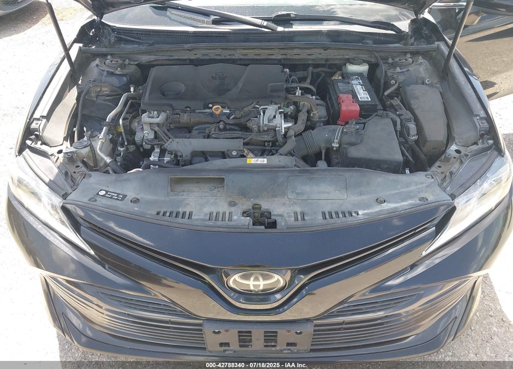 2018 TOYOTA CAMRY VIN: 4T1B11HK8JU658673
