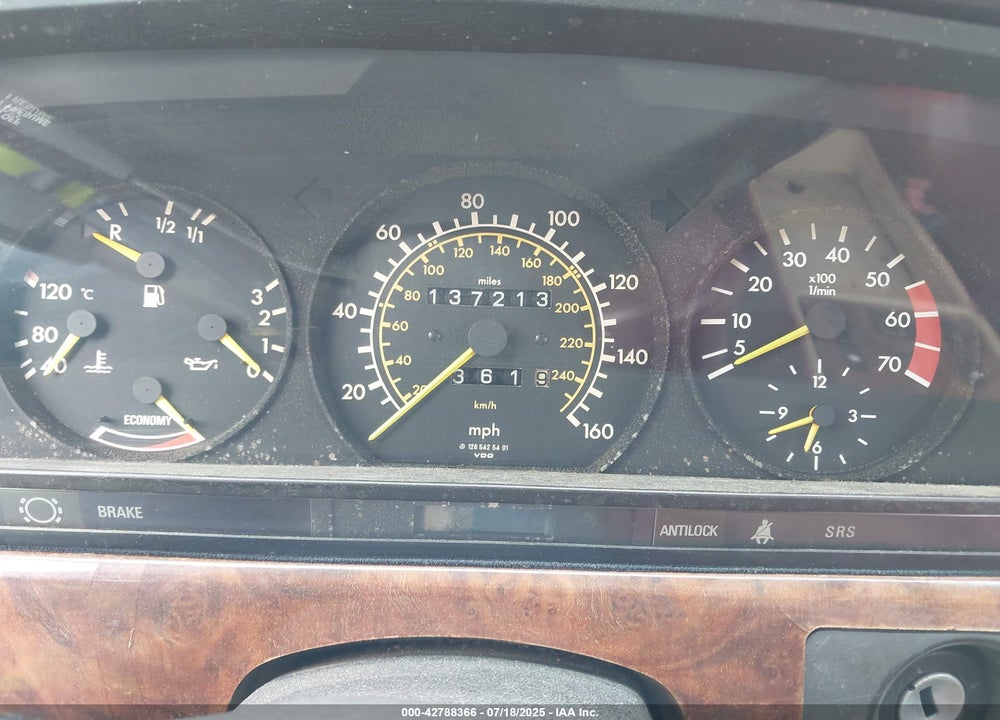 1985 MERCEDES-BENZ 500 SEL VIN: WDBCA37D4FA146844