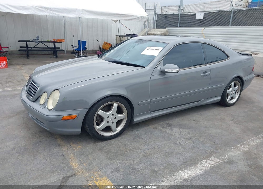 2002 MERCEDES-BENZ CLK 430 VIN: WDBLJ70G82T096105