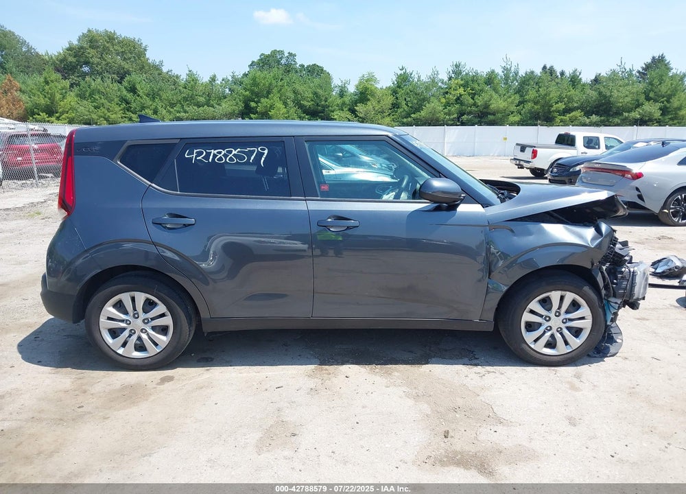 2021 KIA SOUL VIN: KNDJ23AUXM7745725