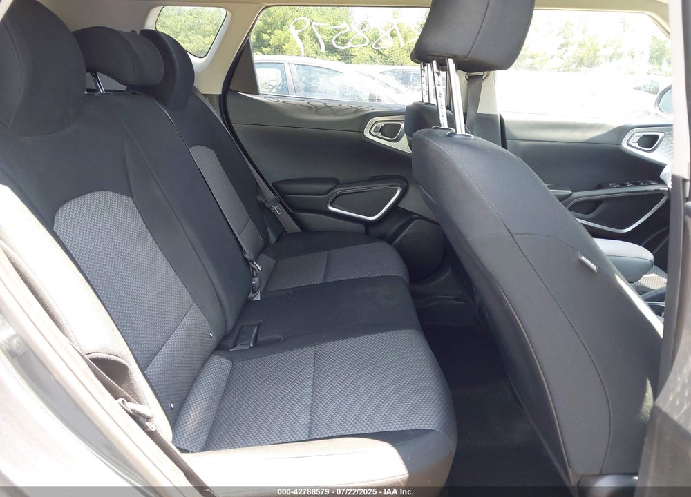 2021 KIA SOUL VIN: KNDJ23AUXM7745725