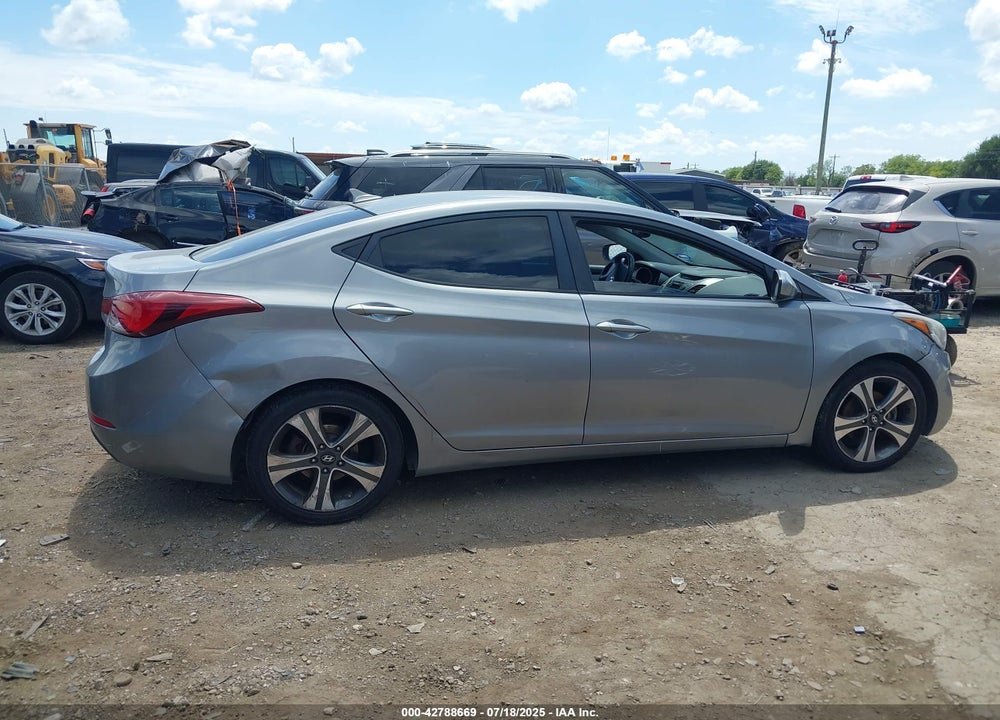 2016 HYUNDAI ELANTRA VIN: KMHDH4AE5GU511701