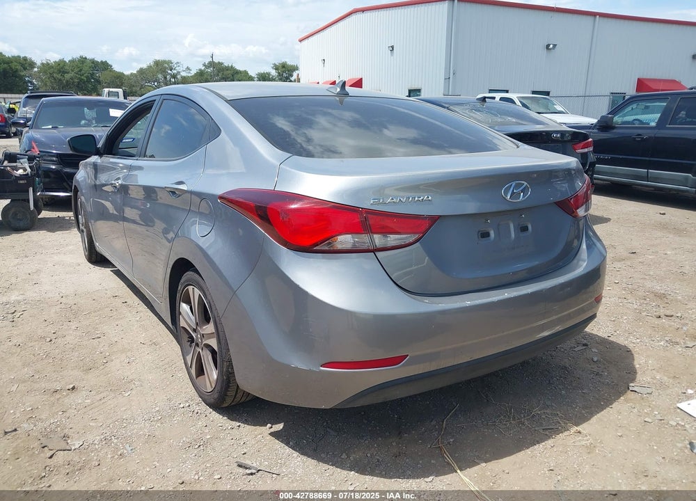 2016 HYUNDAI ELANTRA VIN: KMHDH4AE5GU511701