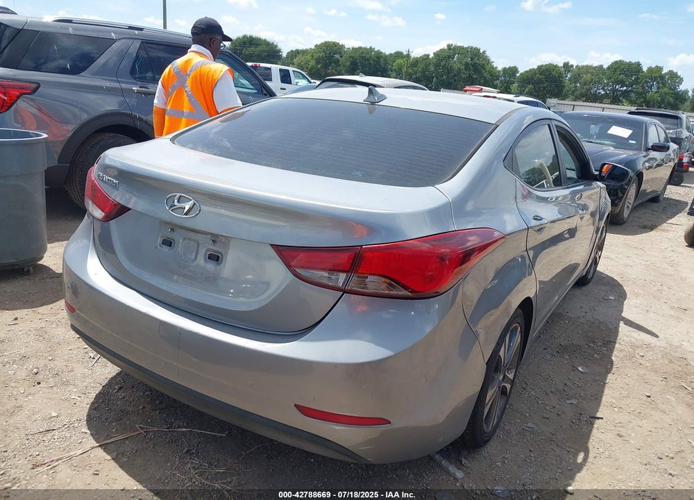 2016 HYUNDAI ELANTRA VIN: KMHDH4AE5GU511701