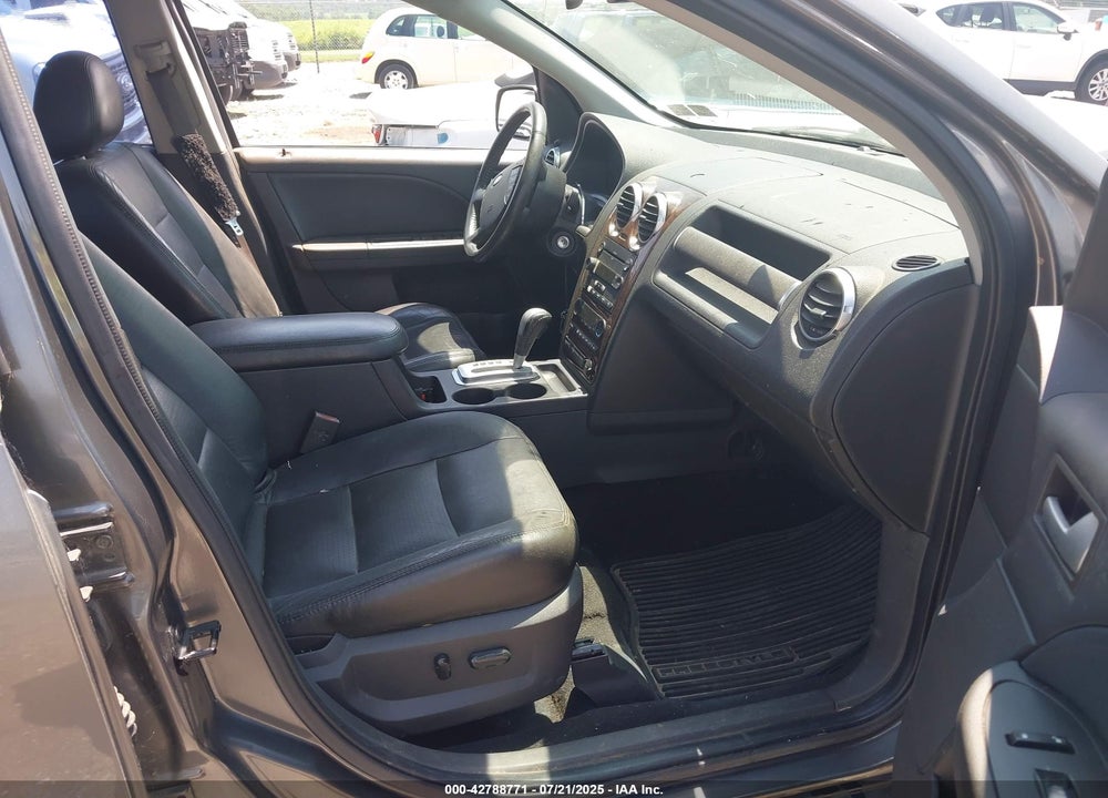 2005 FORD FREESTYLE LIMITED VIN: 1FMZK061X5GA69130