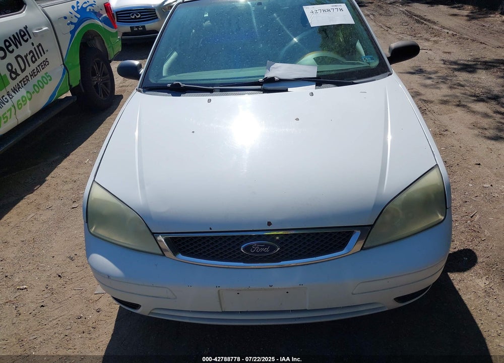 2005 FORD FOCUS VIN: 1FAFP36N45W244268