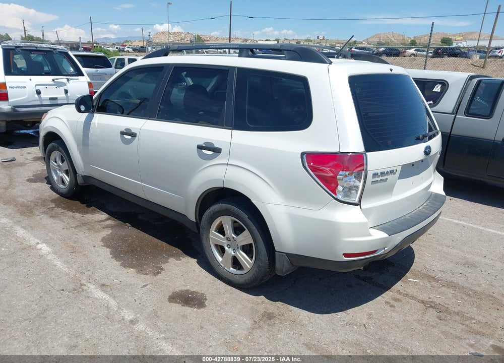 2013 SUBARU FORESTER VIN: JF2SHABC8DH401982