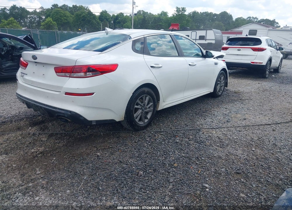 2020 KIA OPTIMA VIN: 5XXGT4L35LG429849
