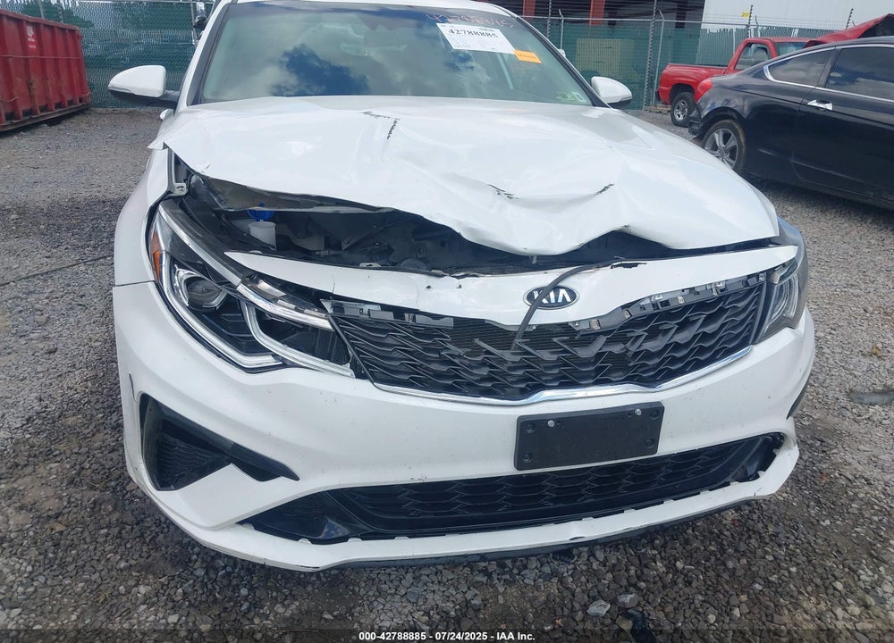 2020 KIA OPTIMA VIN: 5XXGT4L35LG429849