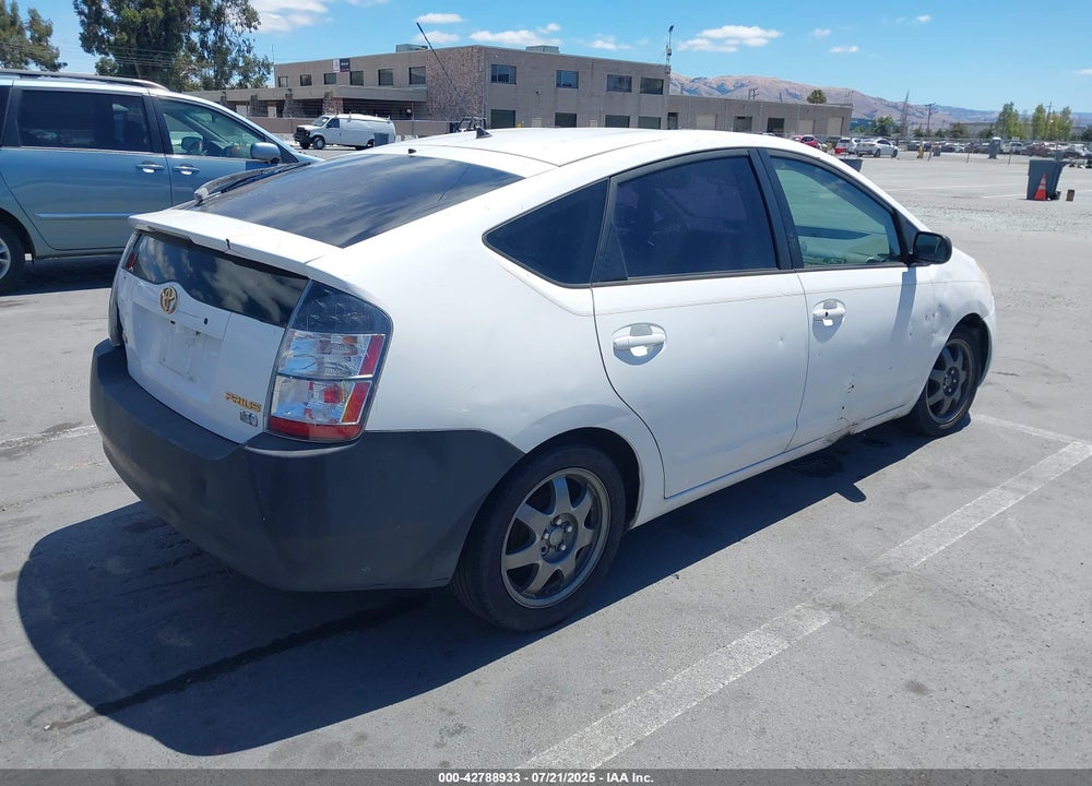 2005 TOYOTA PRIUS VIN: JTDKB20U153058593