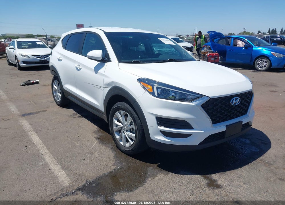 2020 HYUNDAI TUCSON SE VIN: KM8J23A49LU182971